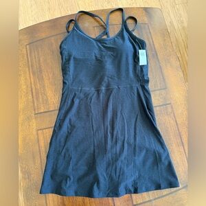 Old Navy Active Cloud+ Athletic Dress - Medium